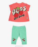 הַלבָּשָׁה GCDS סט חולצת טריקו וחותלות דובדבן תינוק סַסגוֹנִיוּת ילדים 0028609